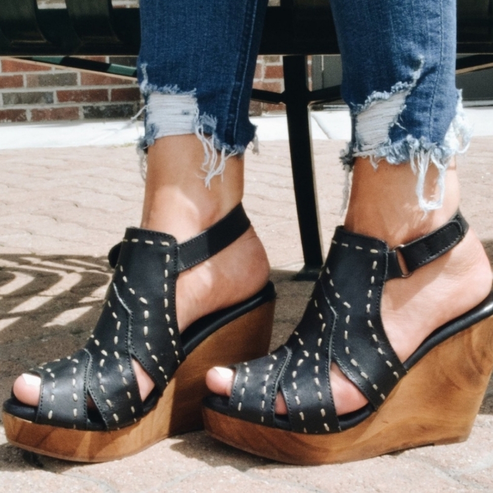 Leather Platform Sandals Size 8 New